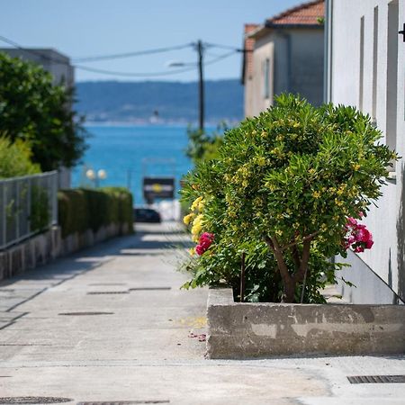 Apartments Lovor & Lavanda Kaštela Zewnętrze zdjęcie